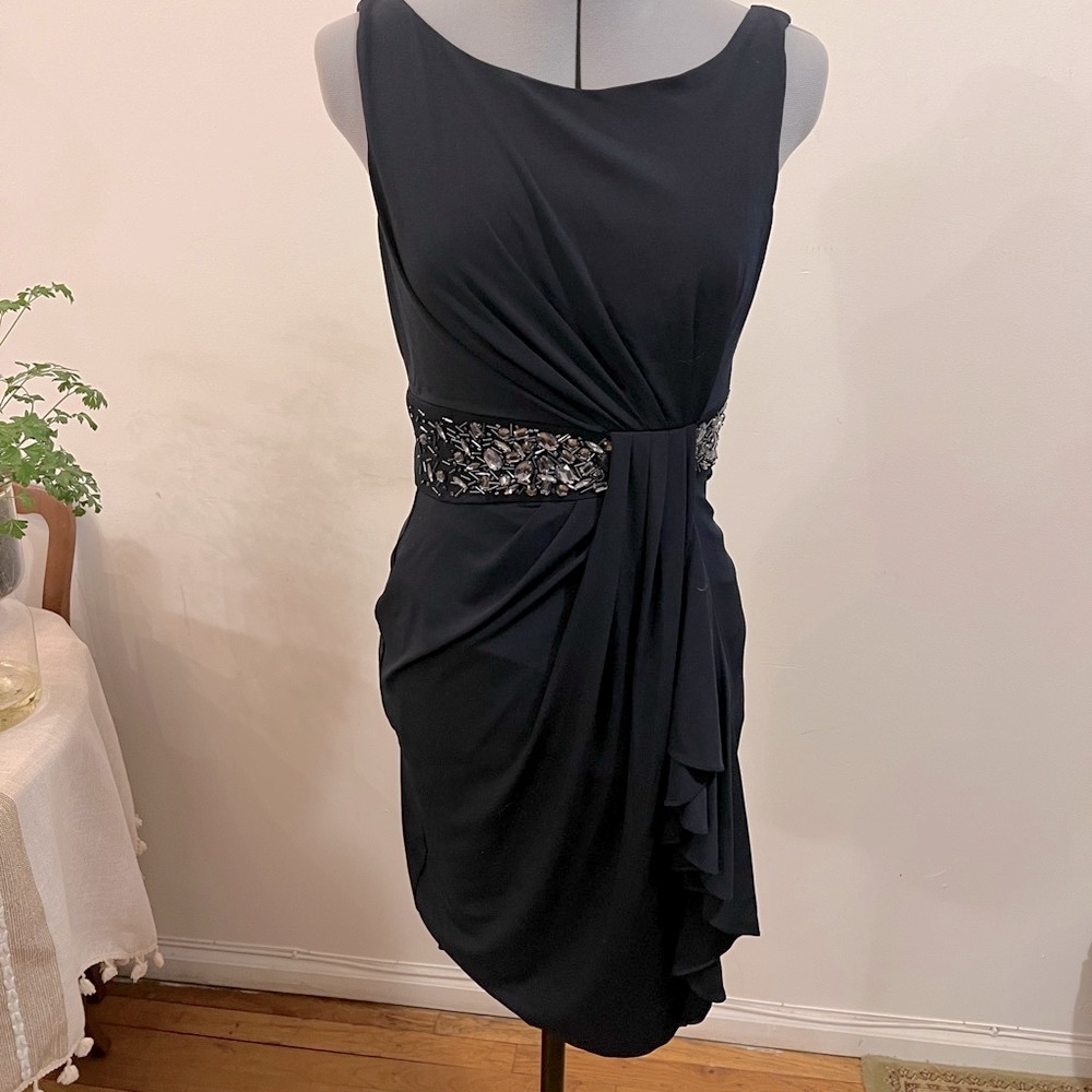 Cocktail party empire waste dress - Maggie London
